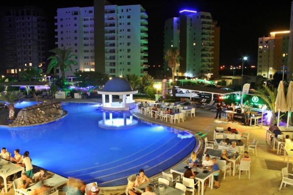 Blue Apartment In 5* Ceasar Resort Trikomo Dış mekan fotoğraf